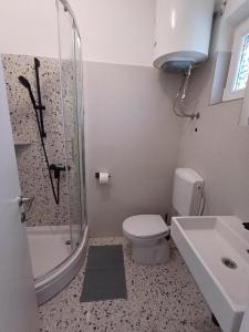 Greenview studio apartment