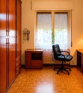Room between Milan and Como