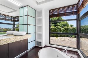 Villa Panorama Kalathas - 4 Bedrooms Near beach