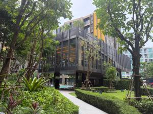 High Floor NiceView Condo Near Central-33B
