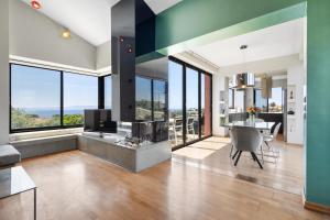 Villa Panorama Kalathas - 4 Bedrooms Near beach