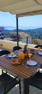 Bacalaros House 1