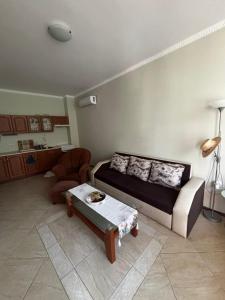 Eli Apartment at Sunny Sea Palace