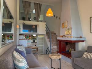 Casa Helios Fourka Beach Retreat