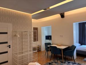 Naturální vinařství DVOREK - Penzion, Bistro & Wellness