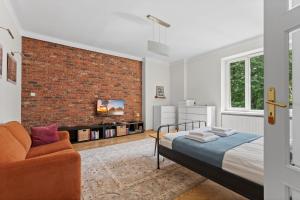 Strażacka Elegant Heritage Apartment by BookingHost