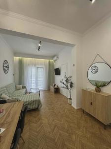 ART Luxury Home 2