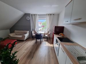 Apartma 8