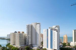 Golden Breeze, Seaview, Old town & Pool