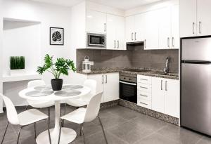 Las Américas Park - Modern Apartment in Parque Santiago II near Beach and Pool