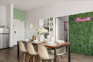 4BR Nashville Condo, Sleeps 13 Near Broadway