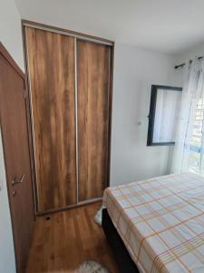 City center luxurious apartment