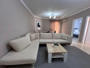 TIRANA 2BDR KOMUNA e PARISIT OLYMPIC PARK