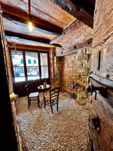 la Pace camere con bagno nel centro storico di Stia