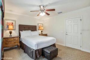 3 Bedrooms 3 Bathrooms Re7602-201Cc