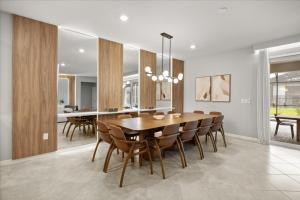 8 Bd 6 Ba Windsor Cay 15914 Cc