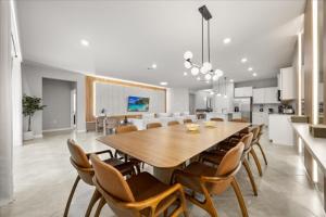 8 Bd 6 Ba Windsor Cay 15914 Cc