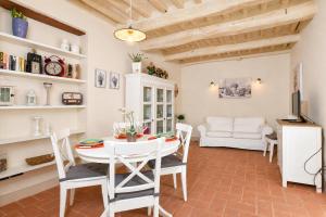 Ginepro Grillo - Happy Rentals