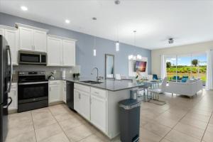 2 Bedrooms 2 Bathrooms Champions Gate 897 Oa