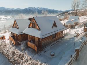 Domki Widokowe Wooden Luxury Chalet with Private Jacuzzi