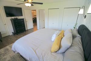 Stunning 2 Bdrm2 Bath Pointe Royale Resort & Golf