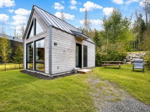cottage 106