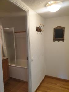 T2 cabine Lumineux et T2 Duplex dans belle résidence Piscine Sauna Bolquere village