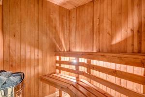 Guest House with SAUNA & Parking in OldTown