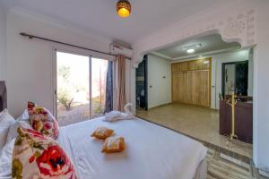 Private Villa Pool 3 Suites No Overlooking Neighbors