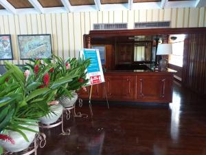 Shaw Park Beach Hotel at Sunny Beach Inn