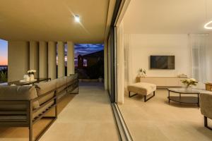 Villa Infinity