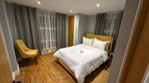 UMove Suites Calderón