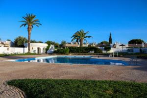 Charming Villa in Vilamoura Golden Triangle