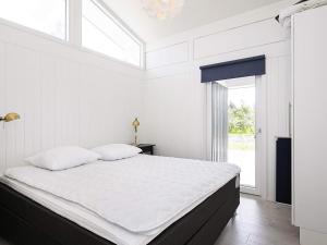 6 person holiday home in Bindslev