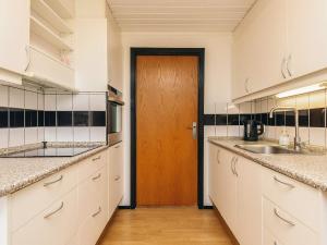 6 person holiday home in Løkken