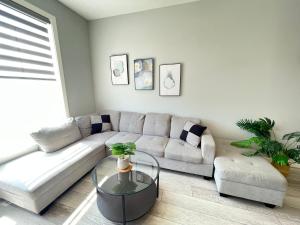 New open-space,3 bedrooms, AC home in NW Calgary