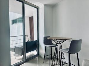 Suite Moderna con Vista al Río - Riverfront