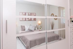 La Casa Seni Near Athens Airport