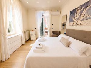 La Gioia Deluxe Family Apartment a Mergellina near the Sea