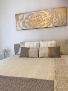 Archon Jacuzzi Luxury Apartment - East Side, 3 BDR, Stylish Jacuzzi