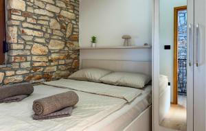 2 Bedroom Gorgeous Home In Sisan