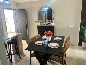 Sun & Serenity Apartment