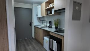 Estudio moderno nuevo en Santiago Centro Metro cercano