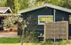 2 Bedroom Lovely Home In Sjællands Odde