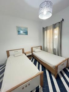 Marina Escape, 2BD, Pool and Beach