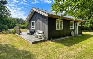 Cozy Home In Sjællands Odde With Wifi