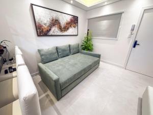 Studio novo e moderno com fino acabamento
