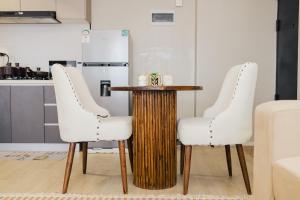 Everlett Lavington Homes