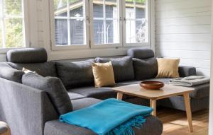 2 Bedroom Stunning Home In Hadsund
