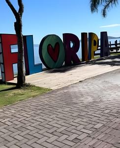 Casas de Floripa | Casas e Apartamentos no Centro de Florianópolis